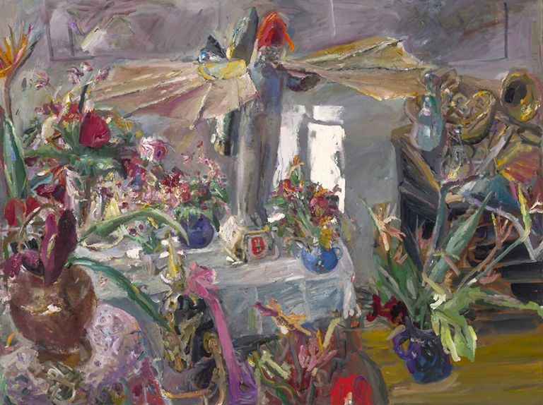 Gemäle, das einen Raum zeigt, in dem viele Blumen und Grünpflanzen zu sehen sind und die Figur von Ikarus mit Flügeln auf den Schultern.