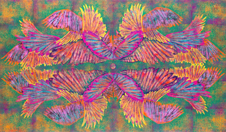 Kaleidoskopartiges Bild mit abstrakten Form, die an Blütenblätter oder Flügel erinnern
