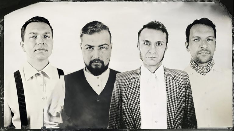 Gruppenfoto im Stil der 20er Jahre
